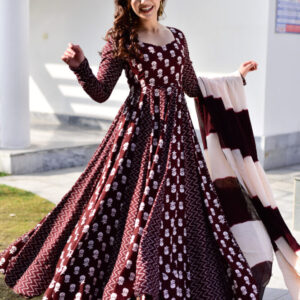 Naira Cut Three Piece For Women Exclusive Collection Unstitched Screen Print Exclusive, Stylist, Fashionable Three Pics For Woman. - 3 Pice Dress